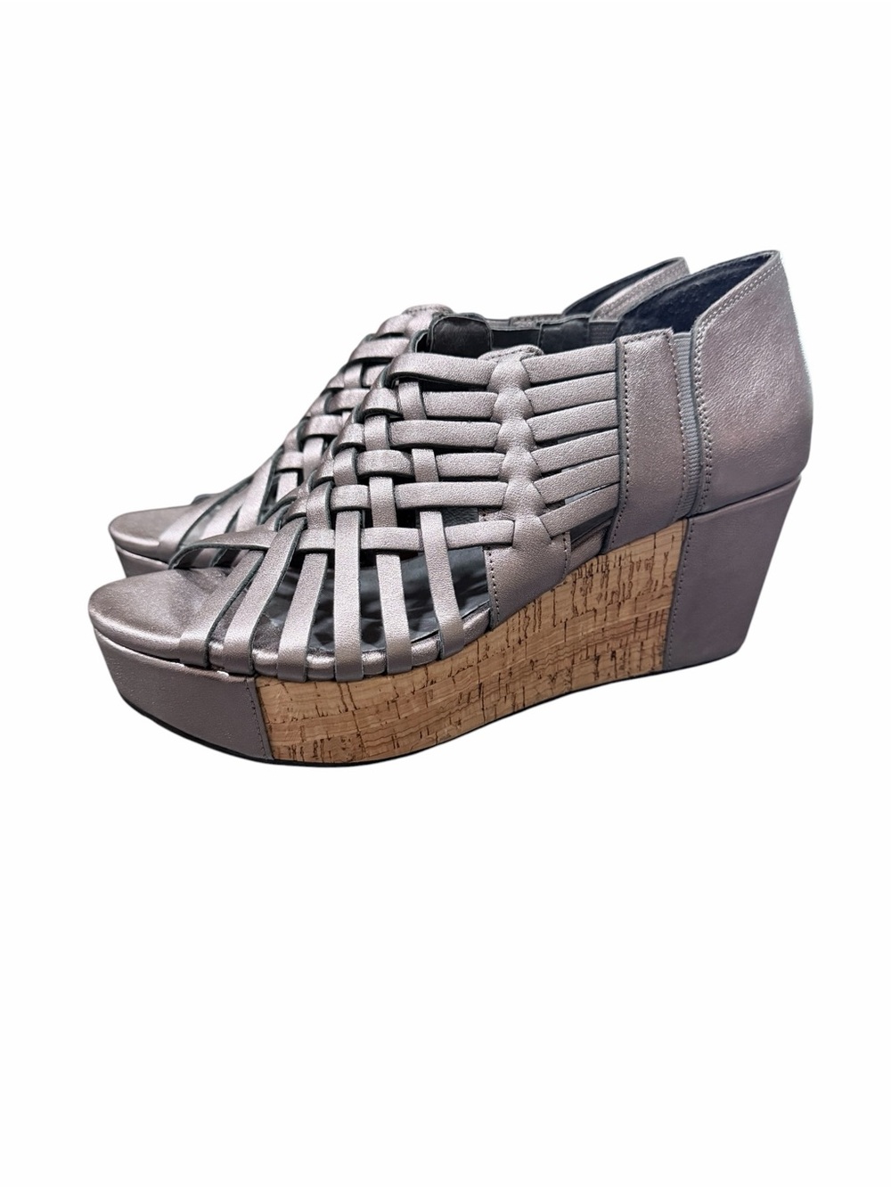 CHOCOLAT BLU Winix Platform Sandal In Pewter Size 8